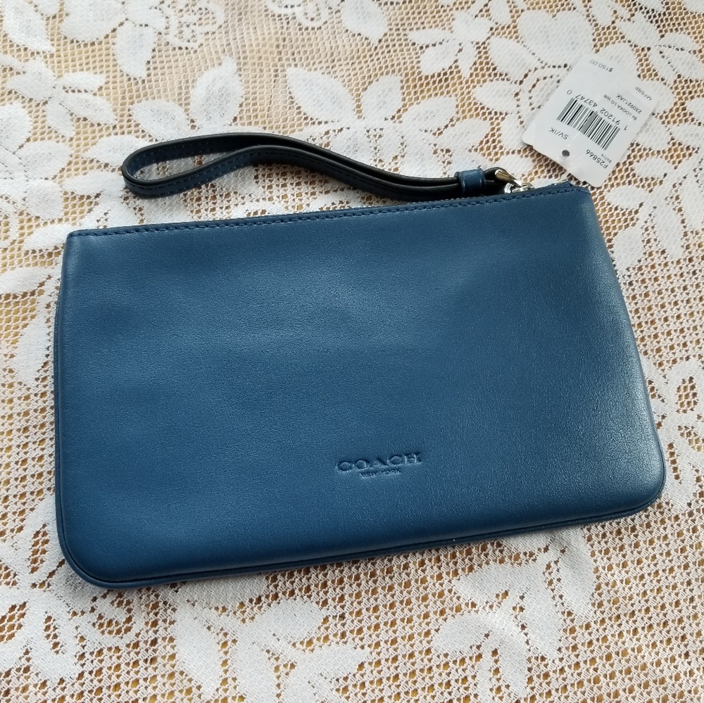 HP🎉Coach Topps Bazooka Bubble Gum Large Wristlet - Picture 3 of 7